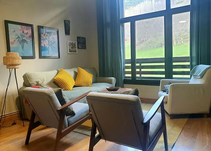 Duplex Areu, Pallars