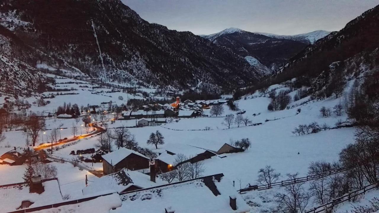 Con Jardin Comunitario En Pallars Sobirà Apartamento Areu
